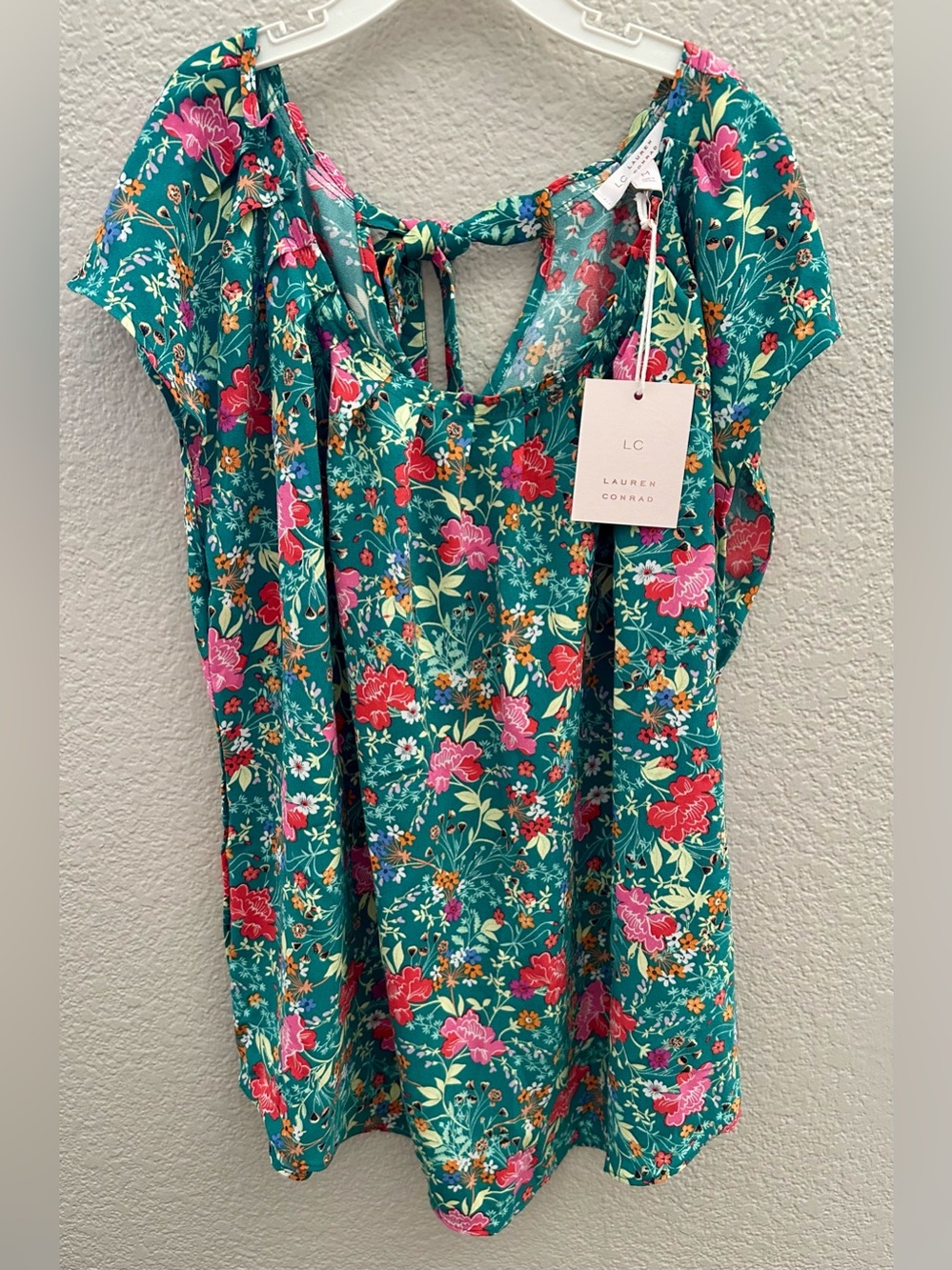 NWT LC Lauren Conrad Top